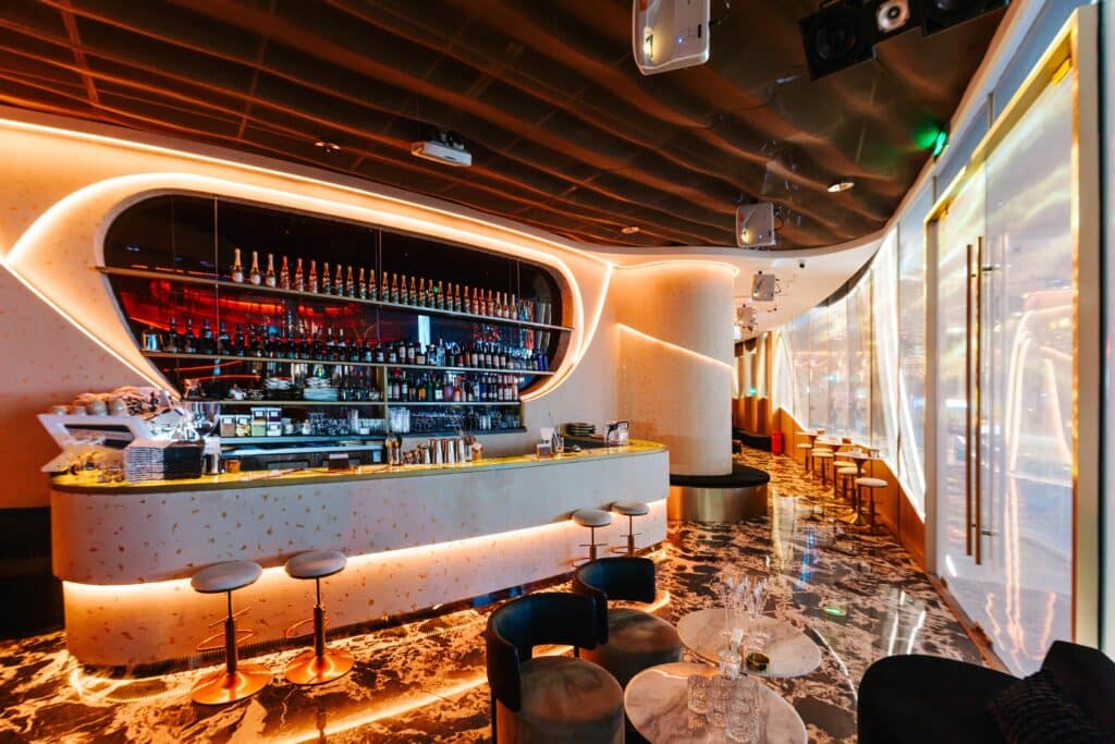 YE Shanghai club experience